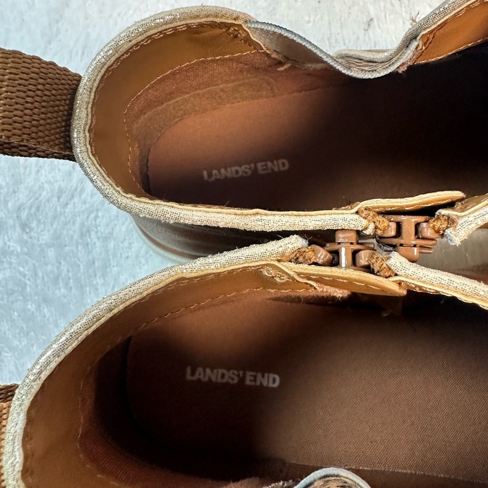 Lands' End Cream and Brown Ankle Boots ๐๐๐ - Picture 4 of 7